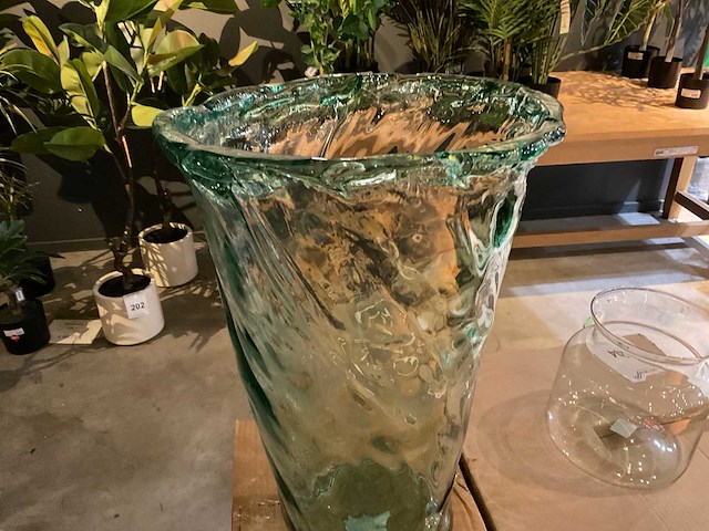 Glazen vazen - afbeelding 4 van  6