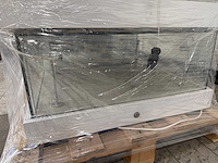 Glazen vitrine met verlichting (10x) - afbeelding 2 van  10