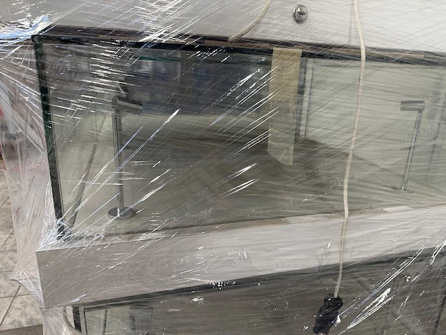 Glazen vitrine met verlichting (10x) - afbeelding 10 van  10