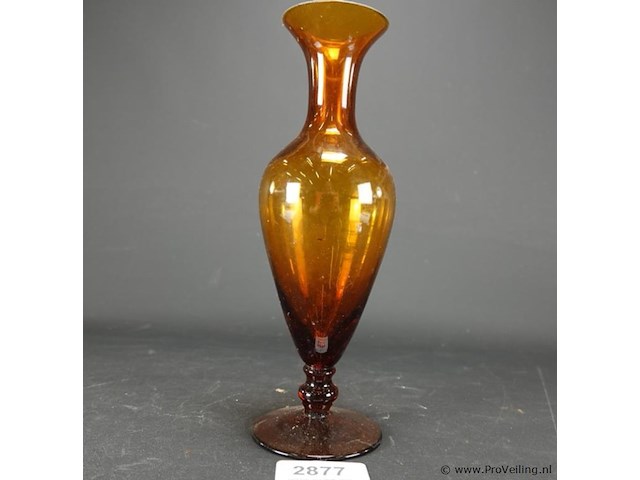 Glazen voetvaas - afbeelding 1 van  5