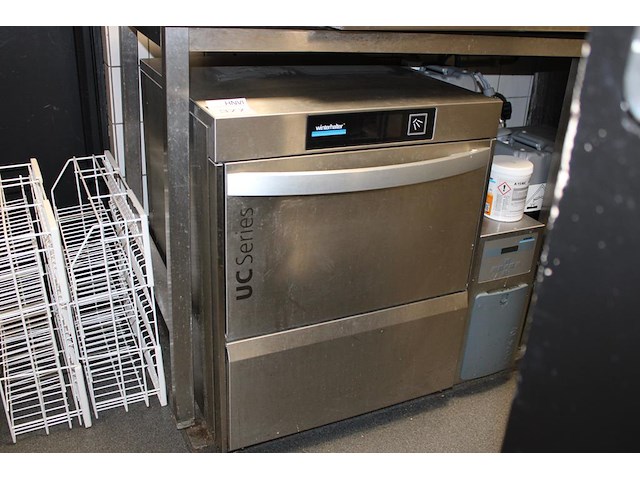 Glazen wasmachine winterhalter uc series met drie manden. - afbeelding 1 van  2