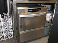 Glazen wasmachine winterhalter uc series met drie manden. - afbeelding 1 van  2