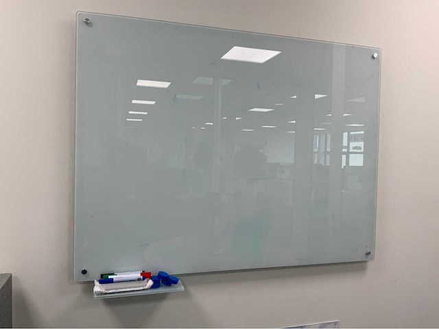 Glazen whiteboard - afbeelding 1 van  4