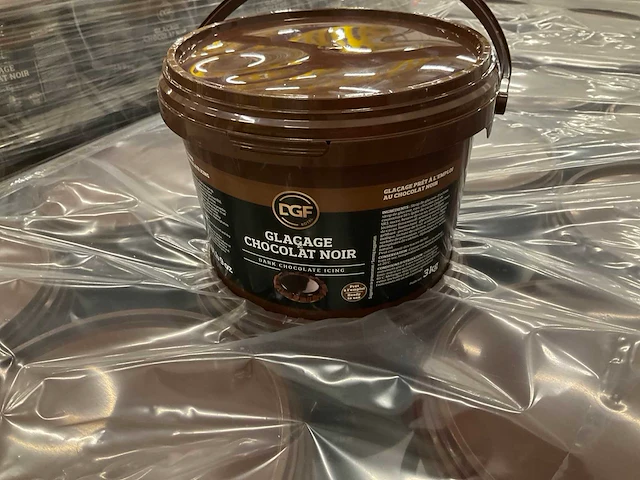 Glazuur met donkere chocolade gebruiksklaar 3kg (263x) - afbeelding 1 van  3