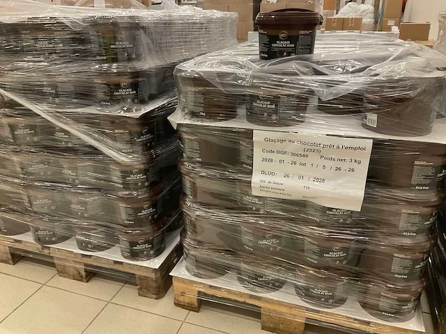 Glazuur met donkere chocolade gebruiksklaar 3kg (263x) - afbeelding 2 van  3