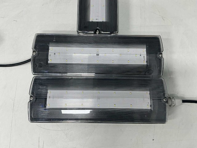 Global - paniekverlichting (3x) - afbeelding 5 van  10