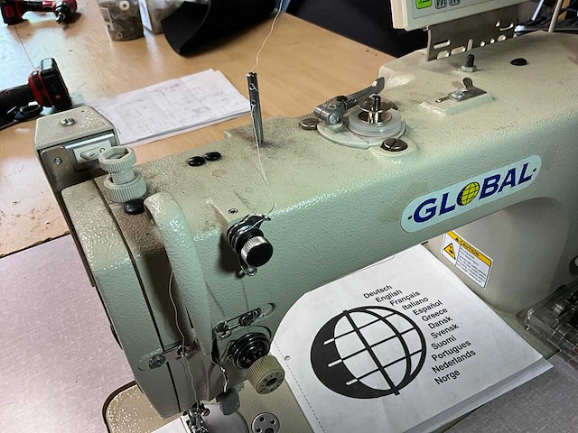 Global 3200h-aut naaimachine - afbeelding 10 van  13