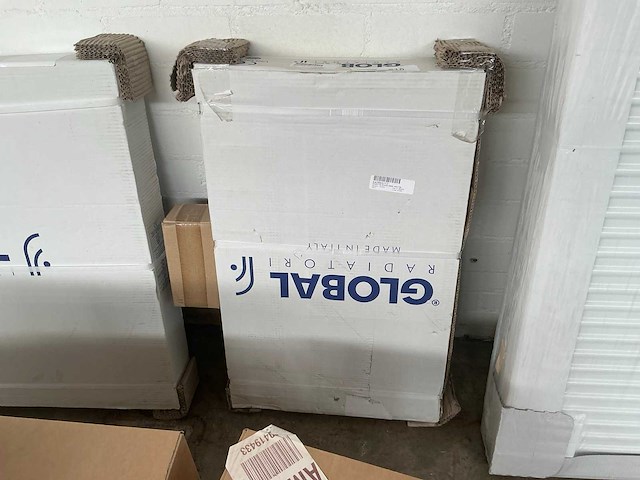 Global 350/9 radiator - afbeelding 1 van  1