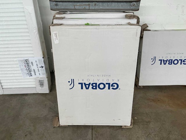Global 500/10 radiator (3x) - afbeelding 1 van  3