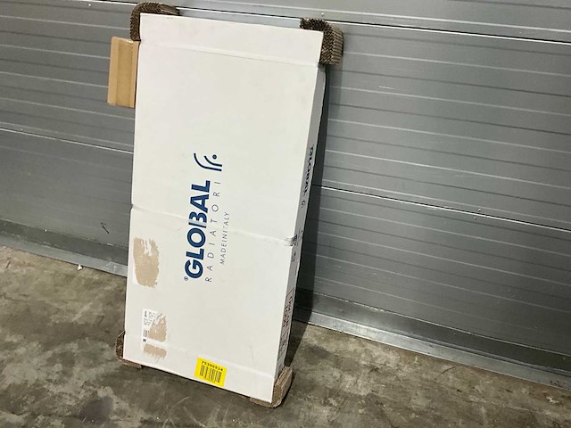 Global oscar xtreme paneelradiator vb verticaal wit 1846 x 344 mm 1200w - afbeelding 3 van  4