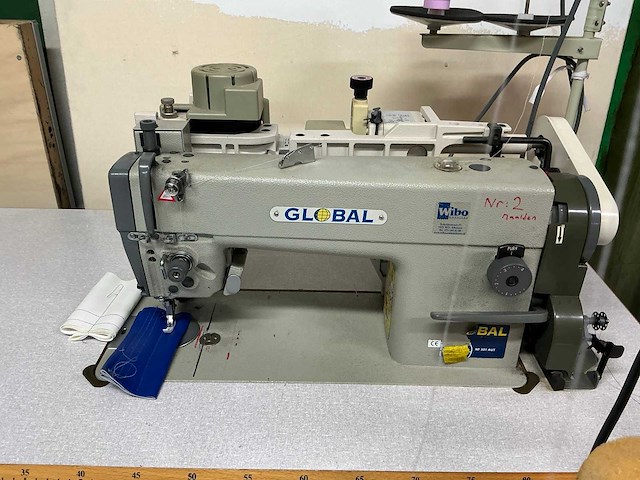 Global / pfaff industriële naaimachine (2x) - afbeelding 4 van  7