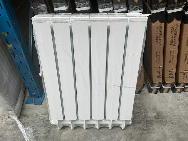 Global radiator 50x70cm - afbeelding 1 van  3