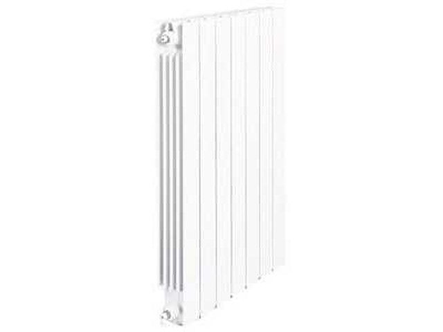 Global vip xtreme 600/3 radiator - afbeelding 1 van  3