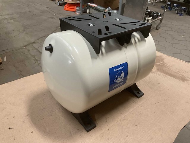 Global water solutions pwb-20lh expansievat - afbeelding 5 van  5