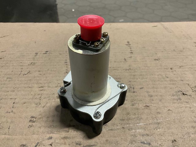 Globe motors fan - afbeelding 1 van  5