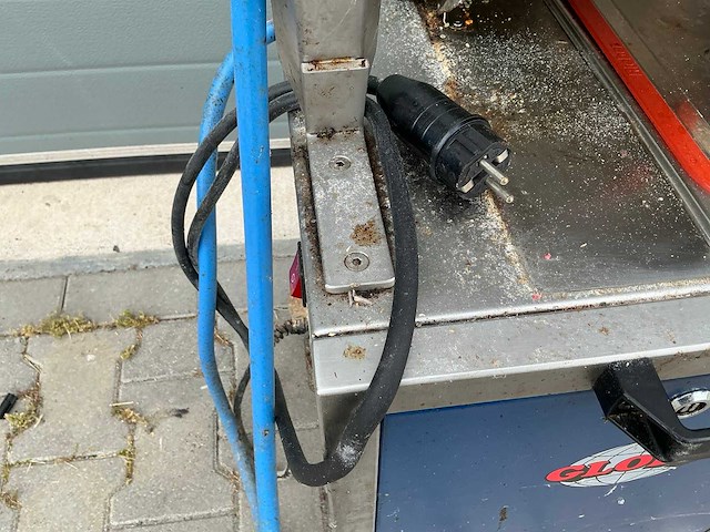 Globe verrijdbare spuitmachine - afbeelding 7 van  7