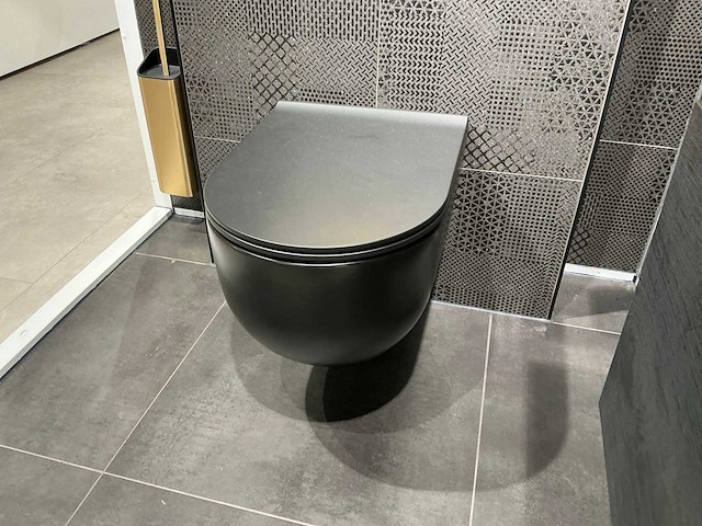 Globo - futuro flush - wandcloset met toiletzitting - afbeelding 1 van  6