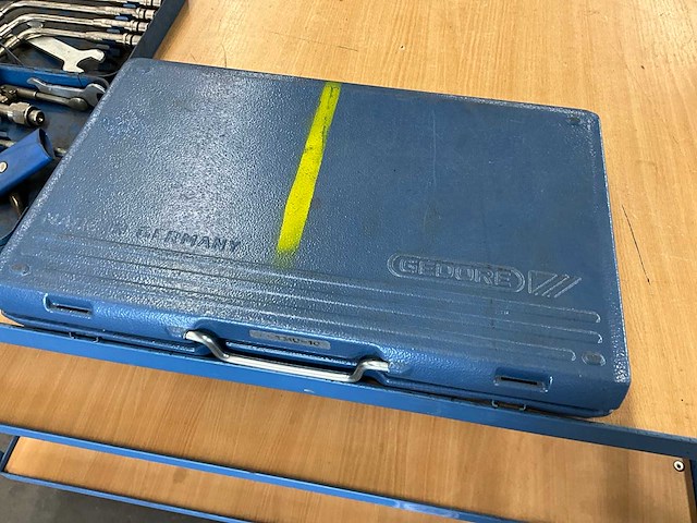 Gloor en gedore doppenset en snijbranderset - afbeelding 2 van  3