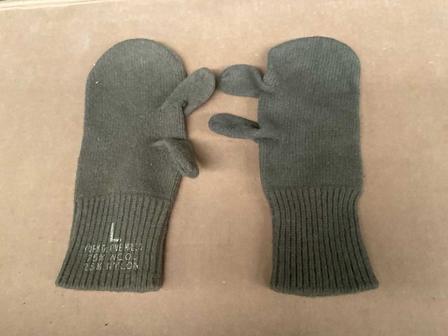 Gloves (2x) - afbeelding 1 van  3