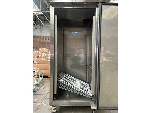 Gm gastro - ks700 - rvs horeca koelkast - afbeelding 3 van  4