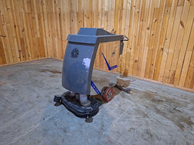 Gmbh - 71 bf 72 esa - zelfrijdende veegmachine - afbeelding 1 van  6