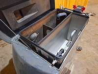 Gmbh - 71 bf 72 esa - zelfrijdende veegmachine - afbeelding 6 van  6