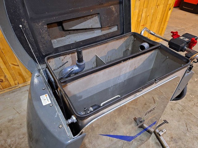 Gmbh - 71 bf 85 es a - zelfrijdende schrobmachine - afbeelding 3 van  8