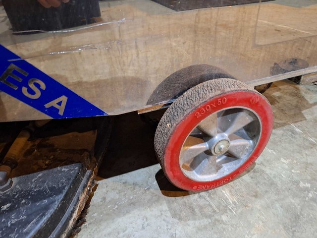 Gmbh - 71 bf 85 es a - zelfrijdende schrobmachine - afbeelding 5 van  8