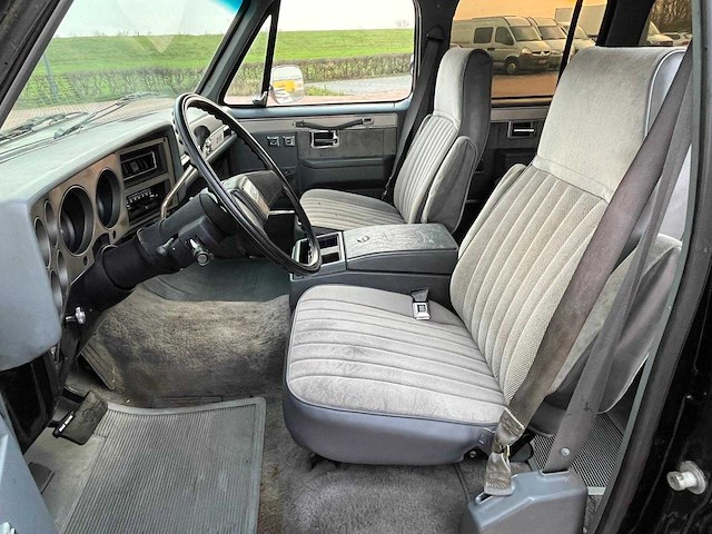 G.m.c. - 1987 - suburban sierra classic 2500 2wd - hll-52-j - afbeelding 3 van  36