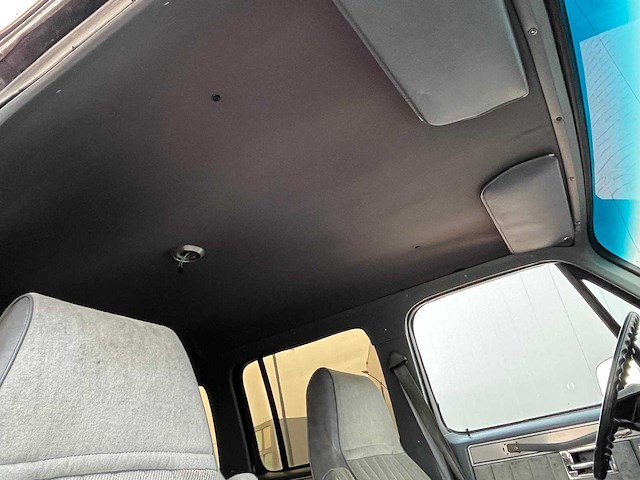 G.m.c. - 1987 - suburban sierra classic 2500 2wd - hll-52-j - afbeelding 11 van  36