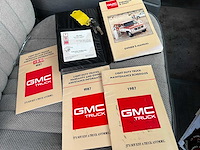 G.m.c. - 1987 - suburban sierra classic 2500 2wd - hll-52-j - afbeelding 29 van  36