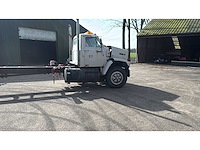 Gmc - brigadier 2takt diesel - vrachtwagen - afbeelding 2 van  11