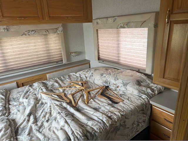 G.m.c. - winnebago - automaat - suncruiser - v8 - camper- 1996 - afbeelding 64 van  67