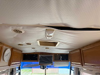 G.m.c. - winnebago - automaat - suncruiser - v8 - camper- 1996 - afbeelding 4 van  11