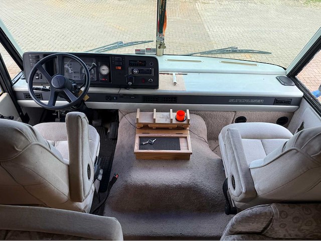 G.m.c. - winnebago - winnwbago icg29rq - camper- 1996 - afbeelding 21 van  56