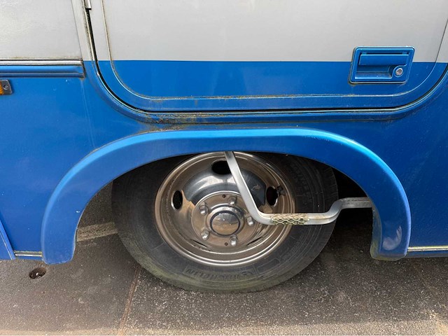 G.m.c. - winnebago - winnwbago icg29rq - camper- 1996 - afbeelding 47 van  56