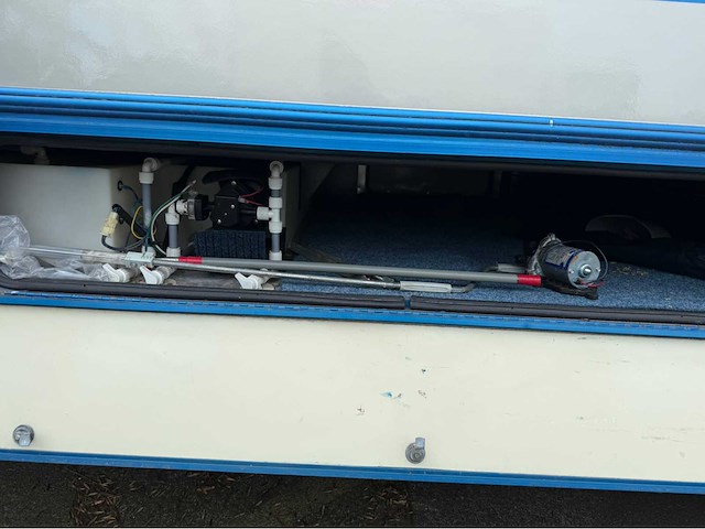 G.m.c. - winnebago - winnwbago icg29rq - camper- 1996 - afbeelding 49 van  56