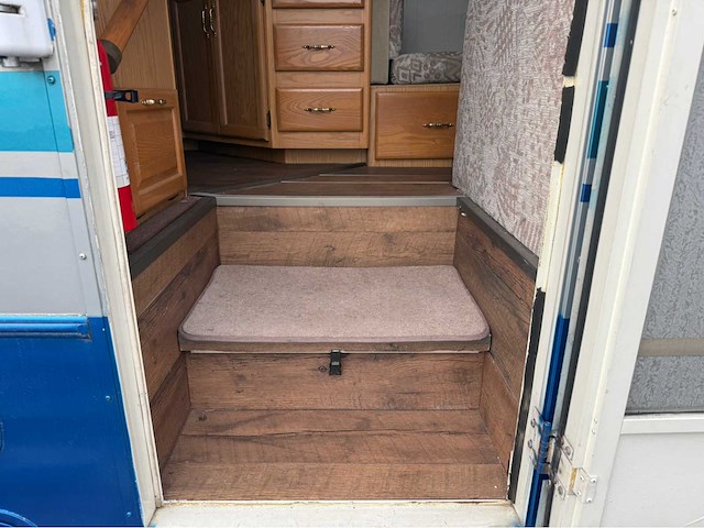 G.m.c. - winnebago - winnwbago icg29rq - camper- 1996 - afbeelding 5 van  28