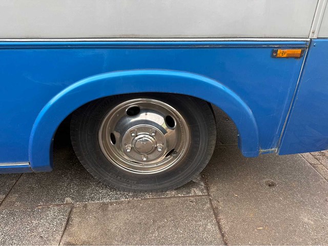 G.m.c. - winnebago - winnwbago icg29rq - camper- 1996 - afbeelding 23 van  28