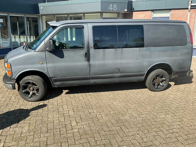 Gmc savanna chevrolet express bedrijfsbus - afbeelding 29 van  64