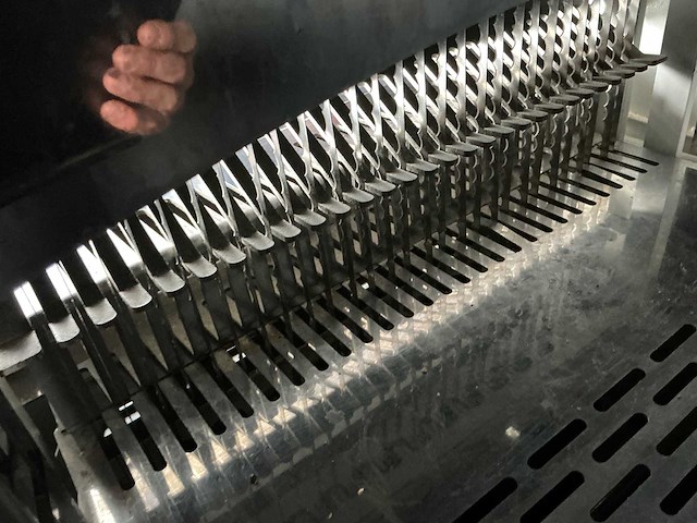 Gmg - bs - c16 - broodsnijmachine - afbeelding 2 van  2