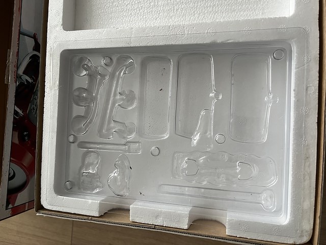 Gmp edelbrock ford v8 flathead 1:6 schaalmodel, gmp, edelbrock ford v8 flathead - afbeelding 9 van  17