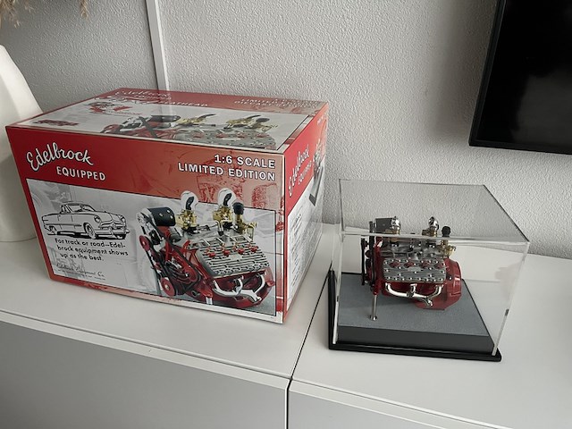 Gmp edelbrock ford v8 flathead 1:6 schaalmodel, gmp, edelbrock ford v8 flathead - afbeelding 1 van  17