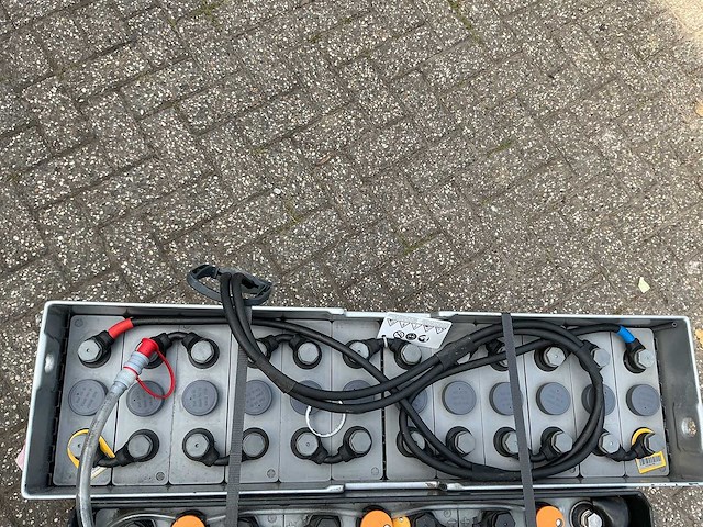 Gnb - 24v 240ah - battery chargers - 2019 - afbeelding 2 van  3