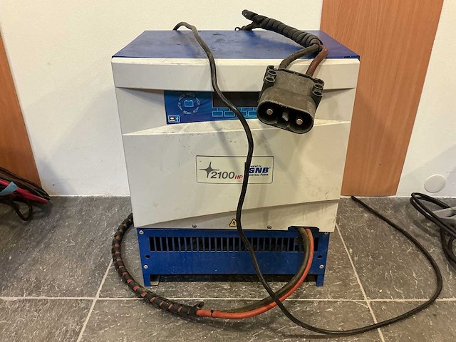 Gnb - 48v 120a - battery chargers - afbeelding 1 van  2