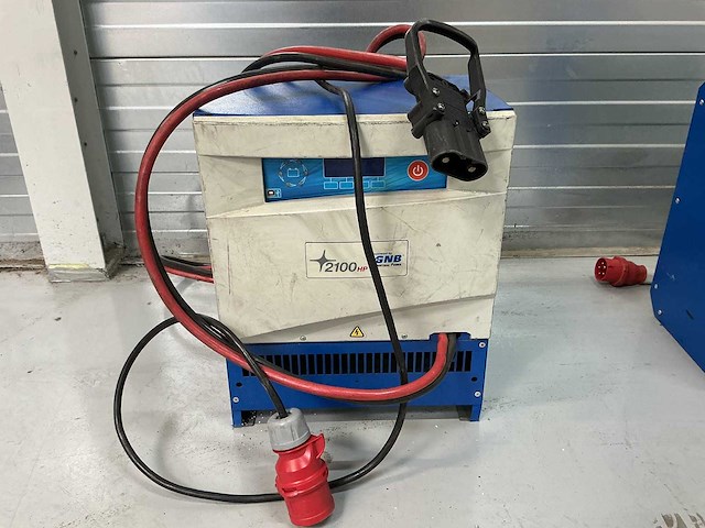 Gnb - 80v 90a - battery chargers - afbeelding 1 van  2