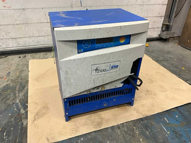Gnb 2100lp lp48t80s acculader - afbeelding 1 van  5