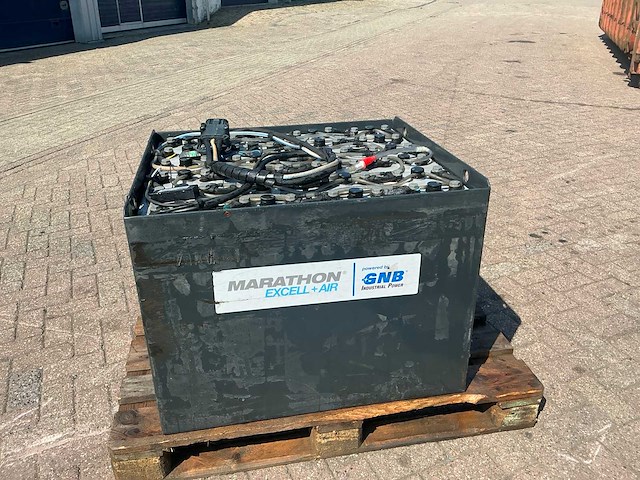 Gnb 48 volt tractieaccu - afbeelding 1 van  8