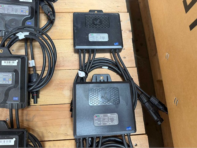 Gne tek honeybee 650 & 800 zonnepaneel optimizer (36x) - afbeelding 3 van  4