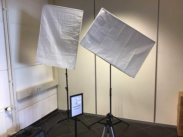 Godox sl100 video daylight studioverlichting inclusief bowens mount (2x) - afbeelding 1 van  11
